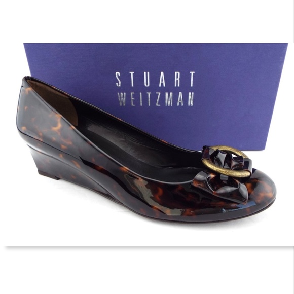 STUART WEITZMAN Tortoise Patent Leather Buckled Bow Wedge Heel Pumps 8.5